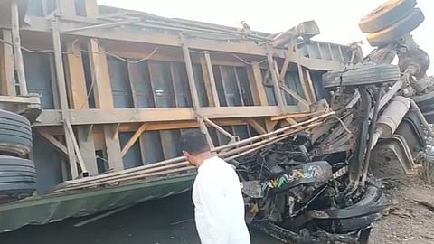 Mumbai Agra Highway Accident
