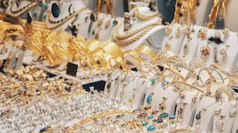 Baramati, mahalakshmi jewellers supe, baramati crime news