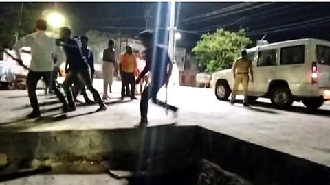 Akola Violence