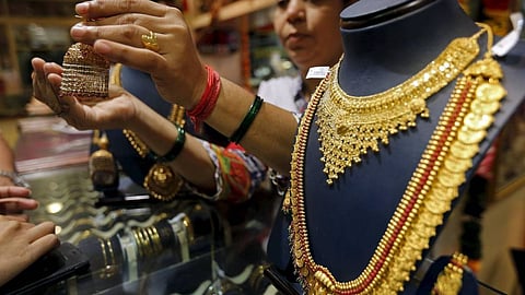 Gold Silver Price Down
