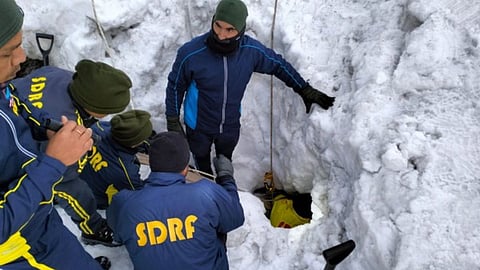 avalanche hits uttarakhands atlakoti