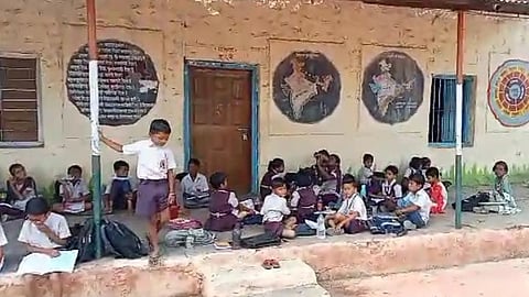 Beed Zp School
