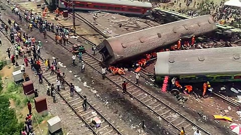 Coromandel Express Accident Latest Updates