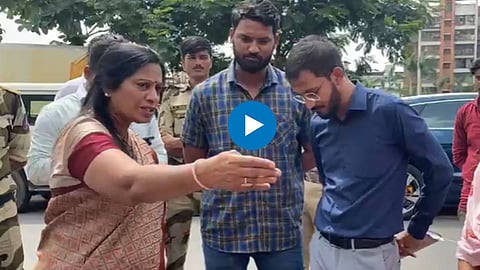 MLA Geeta Jain Hits Municipal Engineer