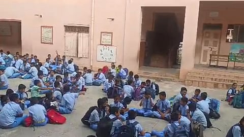 pune news, school reopen, rajgurunagar, school , students, parents