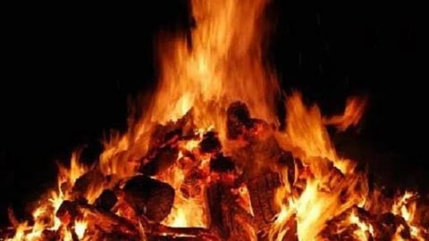 Brother Jumps Into sisters Pyre