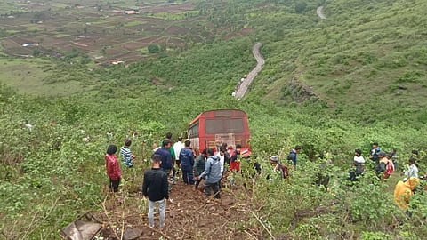 Nashik ST Bus Accident News