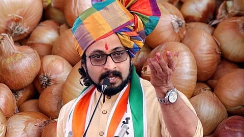 Amol Kolhe on Govt Decision Onion