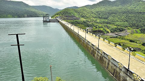Mumbai Lakes Water Level update vaitarna and tansa dam Latest Marathi News