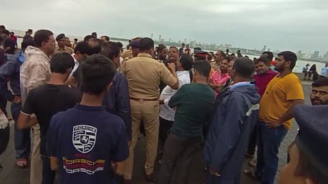 Maratha Andolan On Marine Drive