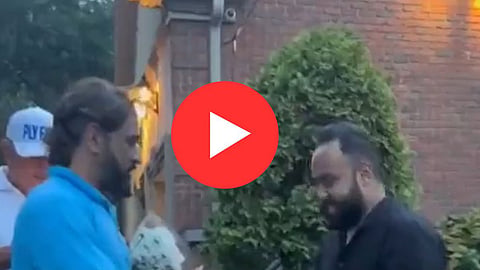 MS Dhoni viral Video
