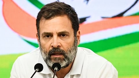 पेपर फुटी का थांबवत नाही? राहुल गांधींचा थेट PM मोदींना सवाल