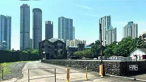 Mumbai Dyeing Land Deal