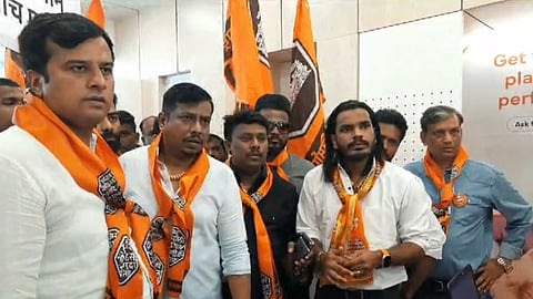 mns aggression for marathi board in alibag and navi mumbai