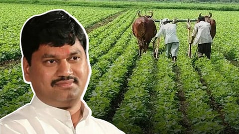 rs 965 crore fund for pradhan mantri crop insurance scheme dhananjay munde address media