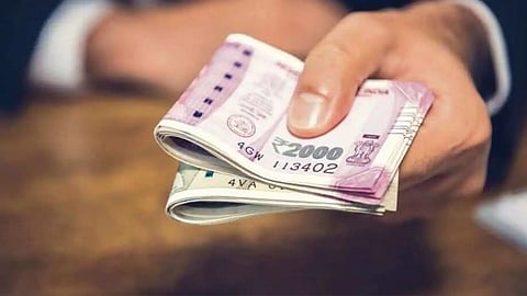 NMDFC : अल्पसंख्याक समाजातील तरुणांना निश्चित मिळेल कर्ज; राज्य मंत्रिमंडळाचा मोठा निर्णय