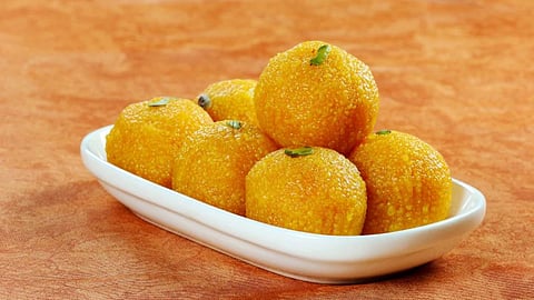 Motichoor Ladoo Recipe