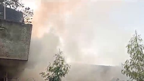 fire broke in akola near shastri stadium.
