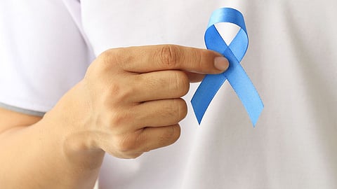 Prostate Cancer Symptoms: पुरुषांमध्ये वाढतोय प्रोस्टेट कॅन्सरचा धोका? लक्षणे दिसताच डॉक्टरांचा घ्या सल्ला