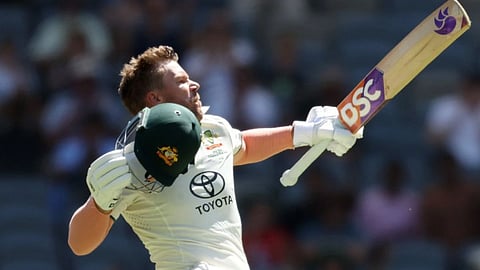 AUS vs PAK, 1st Test: करिअरच्या अखेरच्या कसोटीत डेविड वॉर्नरचा जलवा; झळकावलं २६वं शतक