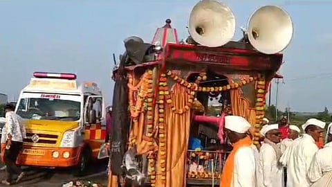 Ahmednagar Accident