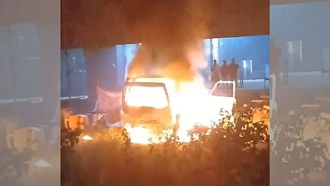 Amalner News Car Fire