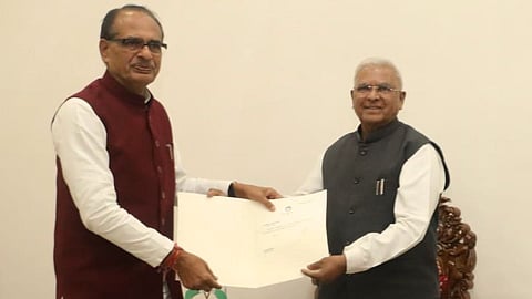 Shivraj Singh Chouhan Resigned