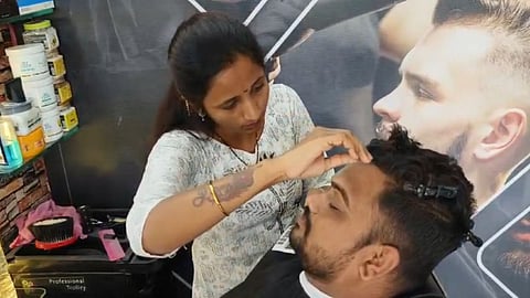 success story of dhanashree tevre who runs salon in somatane near maval