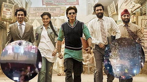 shah rukh khan fans brurst crackers outside theaters