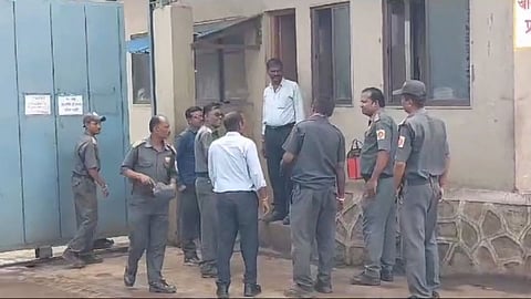 GST Raid In Jalna Latest Marathi News