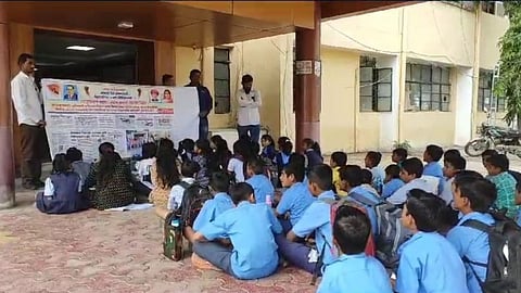 Jalna Zp School