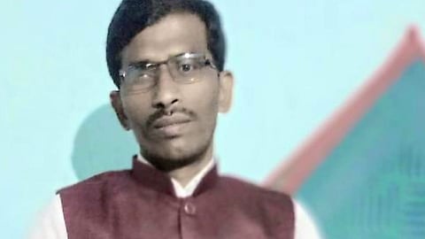 govind linge teacher passed away in a road accident at parbhani pathri national highway