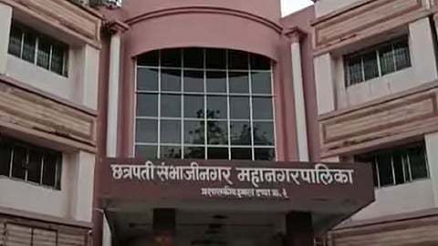 show cause notice to praganak and teachers for remaning absent maratha survey