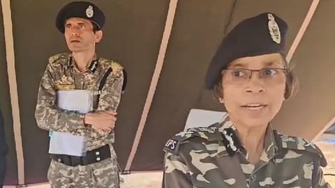 rashmi shukla visits gardewada gadchiroli