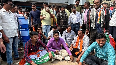 youth congress rasta roko andolan at bhandara
