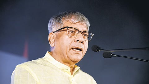 Prakash Ambedkar on MVA: Mahavikas Aghadi will not end like India Aghadi: Prakash Ambedkar