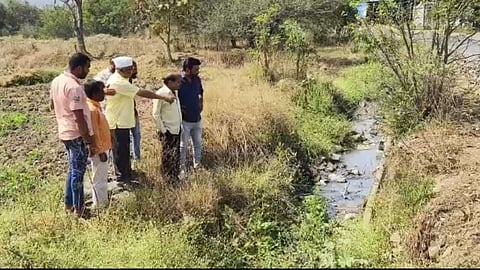 villagers complain about company for polluting pavana river
