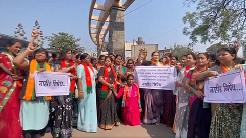 chitra wagh protest in karad aganist sandeshkhali incident criticizes mamata banerjee