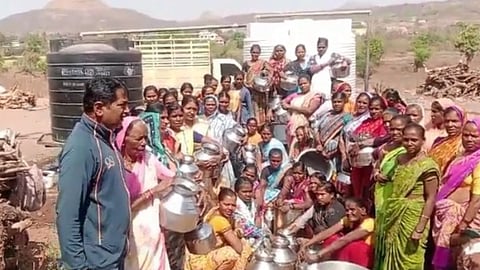 water scarcity in nashik shankarnagar area resident andolan
