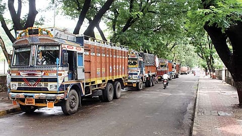 heavy vehicles prohibited entering pune from today
