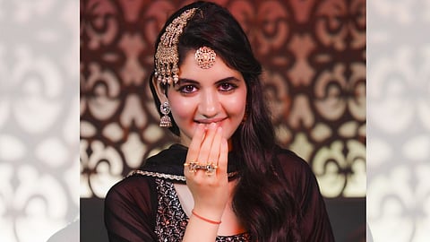 Harshali Malhotra Video