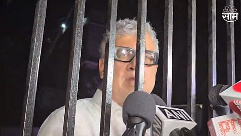 टीएमसीचे खासदार निवडणूक आयोगाबाहेर करत होते निदर्शने, पोलिसांनी घेतलं ताब्यात