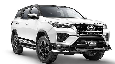 Toyota Fortuner Price: स्पोर्टी लूक अन् दमदार फीचर्ससह टोयोटा फॉर्च्युनर 'लीडर' एडिशन लाँच; जाणून घ्या किंमत