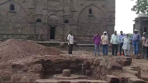 yadav kalin mandir found in sindkhed raja near buldhana