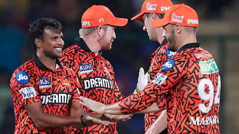 SRH Qualify For Playoffs: हैदराबादची झाली 'चांदी'; एकही चेंडू न खेळता मिळालं प्लेऑफचं तिकीट