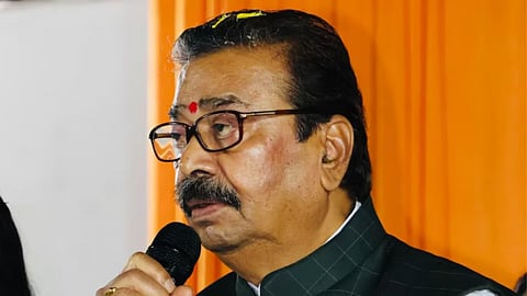 Gajanan Kirtikar: मला मानसिक त्रास झाला, शिवसेनेतून हकालपट्टीच्या मागणीवर गजानन किर्तीकरांनी व्यक्त केल्या वेदना