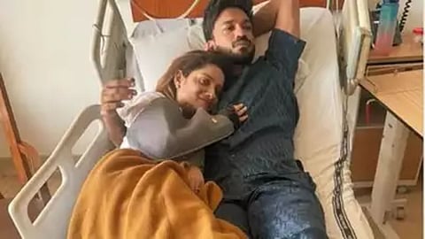 Ankita Lokhande: हृदयस्पर्शी कॅप्शनसह अंकिता लोखंडेने पतीसोबतचा रुग्णालयातील फोटो केला शेअर