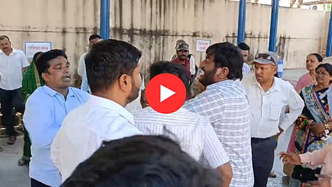 Shinde vs Thackeray : हातकणंगलेत हायव्होल्टेज राडा! शिंदे-ठाकरे गटाच्या कार्यकर्त्यांमध्ये धक्काबुकी