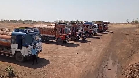water will be stored within 2 days in lake and well jat drought area near sangli