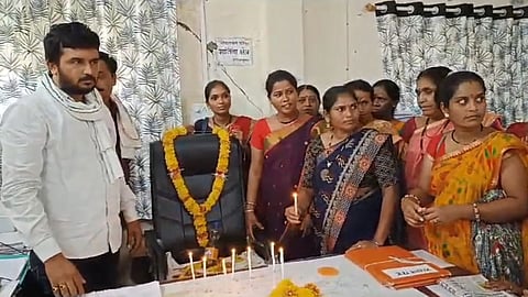 sagarwadi vadner gangai villagers andolan for regular water supply at mgp office in daryapur